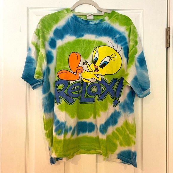 LOONEY TOONS VINTAGE TIE DYED 1990’s T-SHIRT WITH TWEETY BIRD “RELAX” - Picture 1 of 4